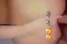 سكس جزائرية مدخلة إصبعها في قاعها و قاتلو زيدني - سكس عربي