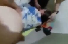 سكس جزائري إثنين أصحاب ينيكون قحبة هايجة - سكس عربي