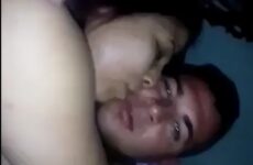 سكس مغربي كيحوي مرات صاحبو فالبرتوش ويخليها كتمص ليه زبه - سكس عربي